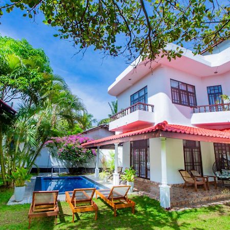 Nibbana Mirissa Hotel Экстерьер фото