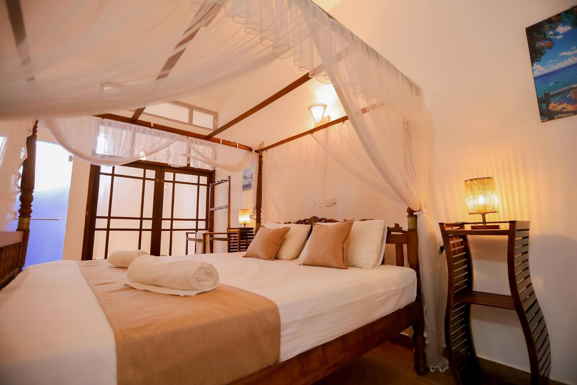 Nibbana Mirissa Hotel Экстерьер фото