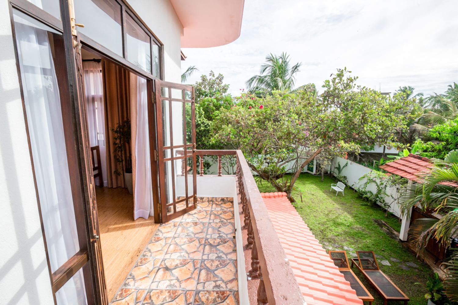 Nibbana Mirissa Hotel Экстерьер фото