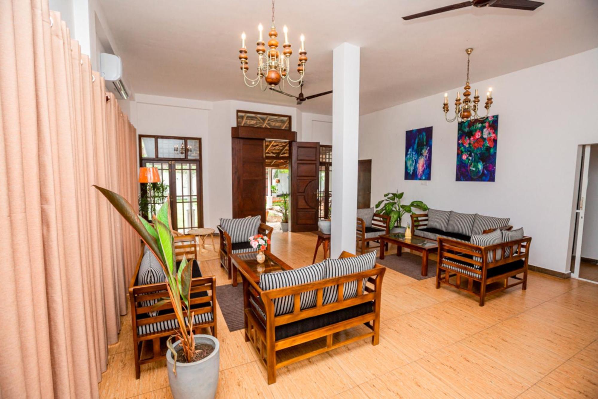 Nibbana Mirissa Hotel Экстерьер фото